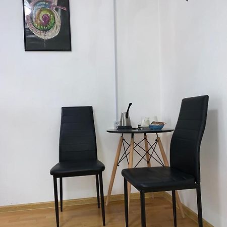 In The Center Of The City 2Rooms 第比利斯 外观 照片