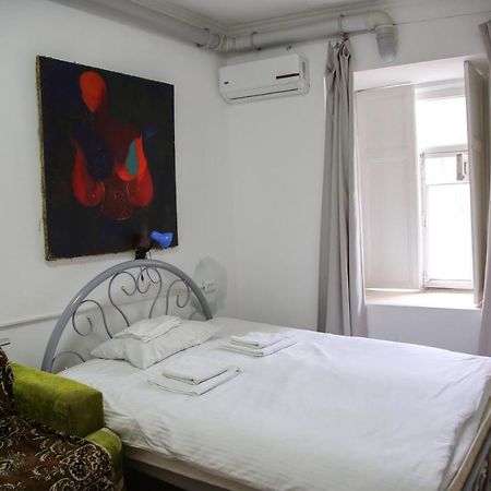 In The Center Of The City 2Rooms 第比利斯 外观 照片